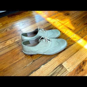 Andrew Marc Vintage style Oxfords